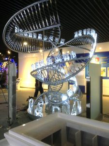 DNA Skulptur
