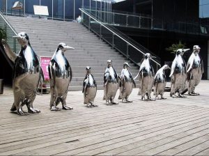 Edelstahl Pinguine